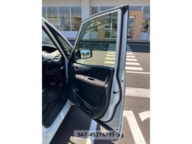 Nissan SERENA 2012-09 8337826-9