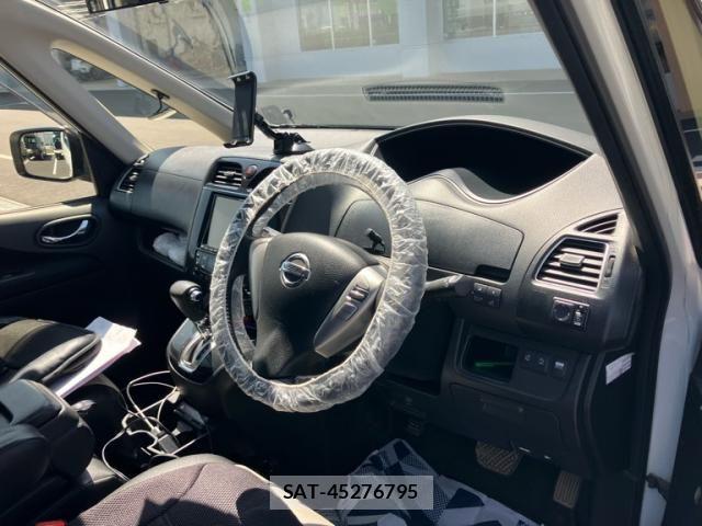 Nissan SERENA 2012-09 8337826-11