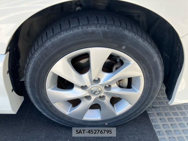 Nissan SERENA 2012-09 8337826-5