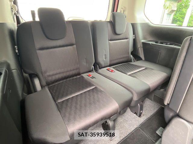 Nissan SERENA 2017-08 8337795-9
