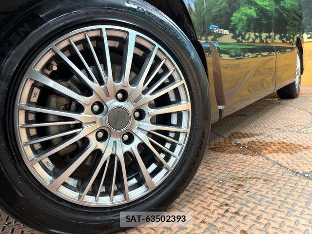 Nissan SERENA 2015-08 8337819-12