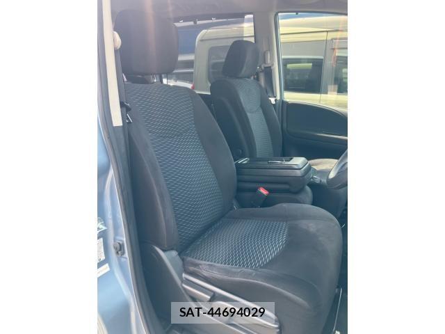 Nissan SERENA 2014-01 8337822-11