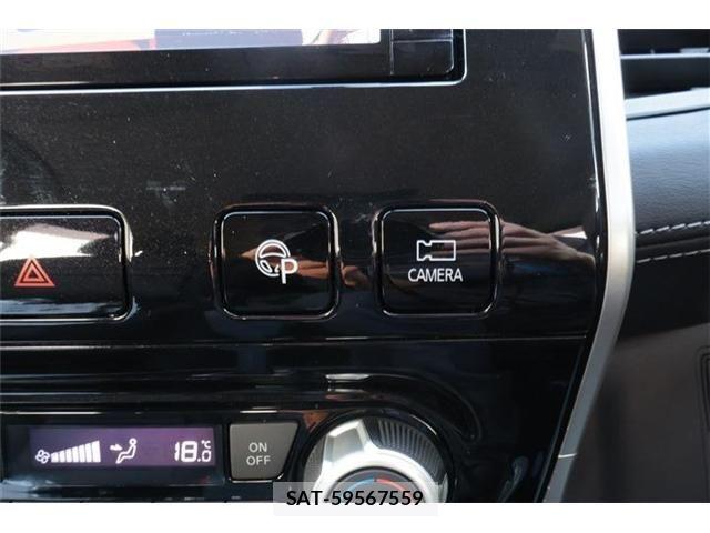 Nissan SERENA 2017-11 8337790-9