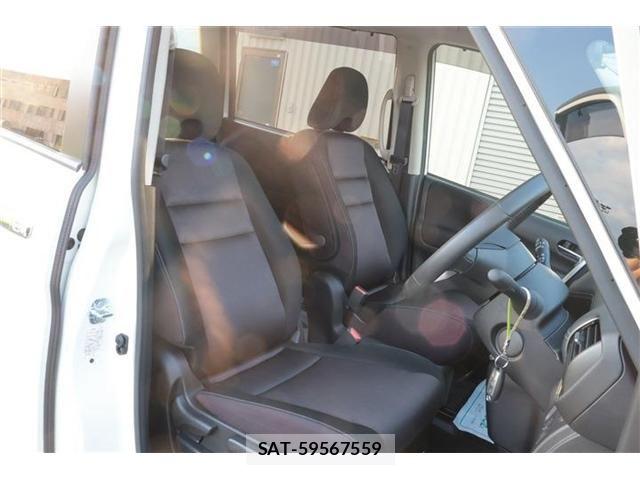 Nissan SERENA 2017-11 8337790-11