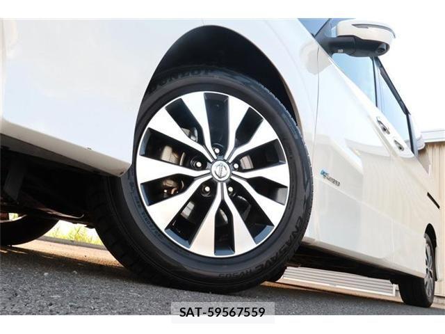 Nissan SERENA 2017-11 8337790-17