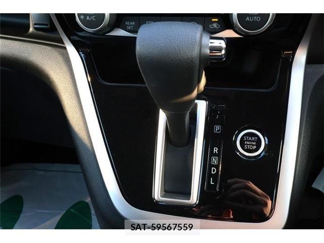Nissan SERENA 2017-11 8337790-23