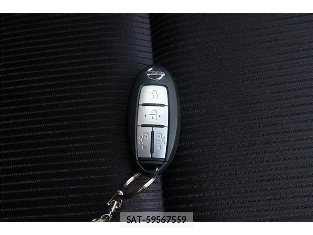 Nissan SERENA 2017-11 8337790-25