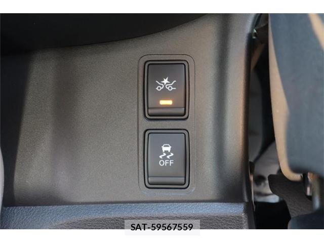Nissan SERENA 2017-11 8337790-8