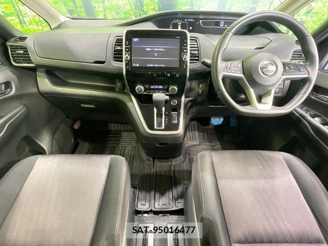 Nissan SERENA 2018-02 8337793-1
