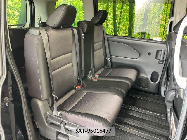 Nissan SERENA 2018-02 8337793-8