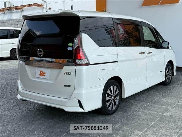 Nissan SERENA 2017-09 8337810-14