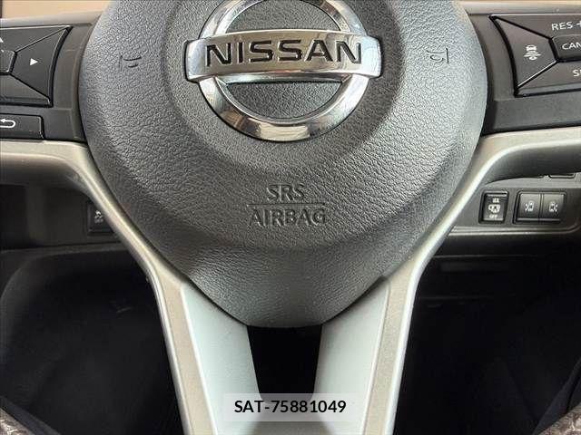 Nissan SERENA 2017-09 8337810-22