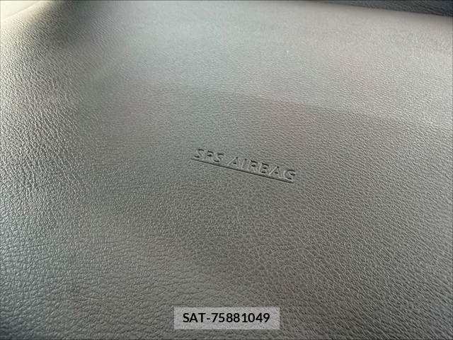 Nissan SERENA 2017-09 8337810-25