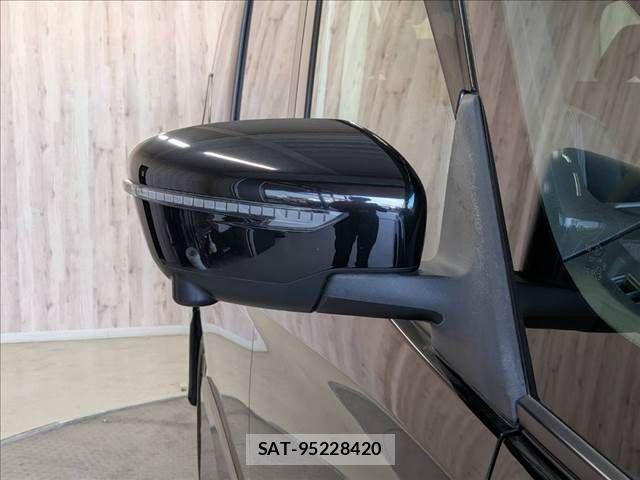 Nissan SERENA 2021-07 8337809-25