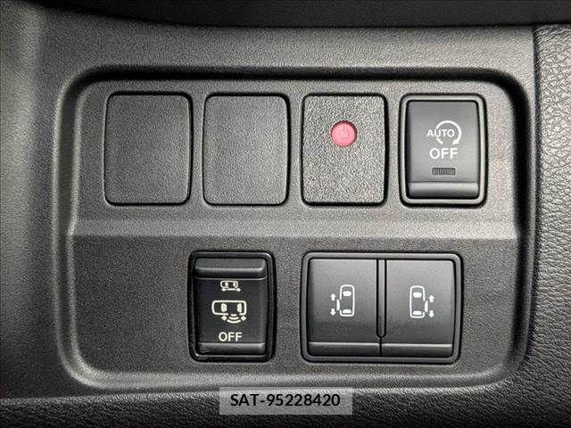 Nissan SERENA 2021-07 8337809-4