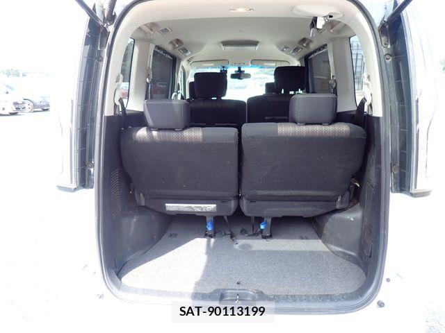 Nissan SERENA 2016-03 8337783-24