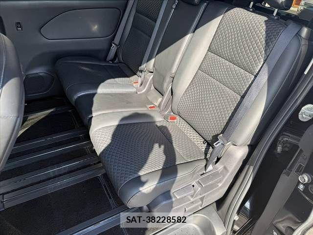 Nissan SERENA 2018-11 8337798-19