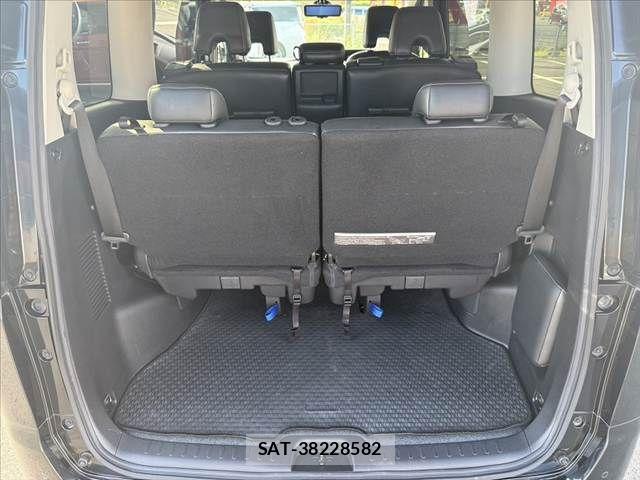 Nissan SERENA 2018-11 8337798-22