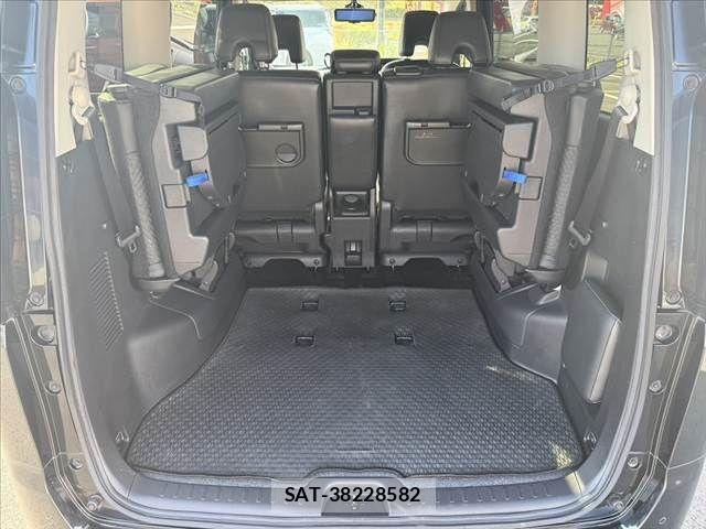 Nissan SERENA 2018-11 8337798-23
