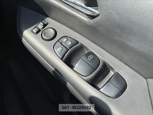 Nissan SERENA 2018-11 8337798-25