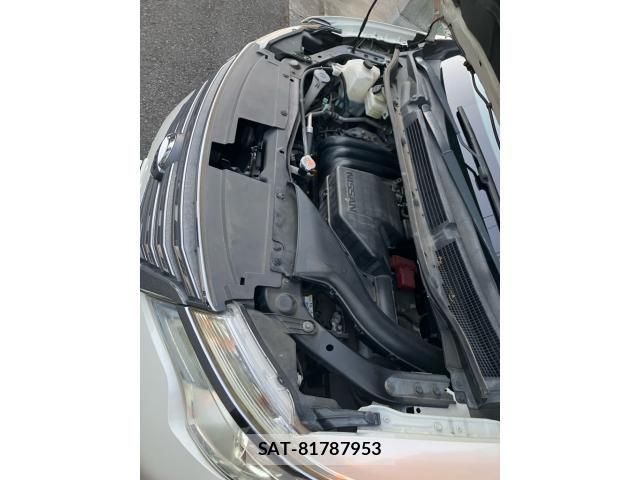 Nissan SERENA 2014-02 8355581-15
