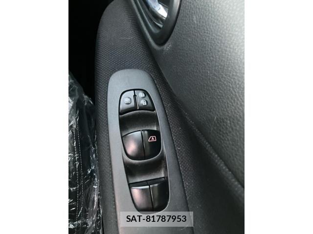 Nissan SERENA 2014-02 8355581-16