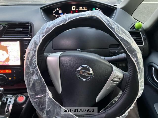 Nissan SERENA 2014-02 8355581-18