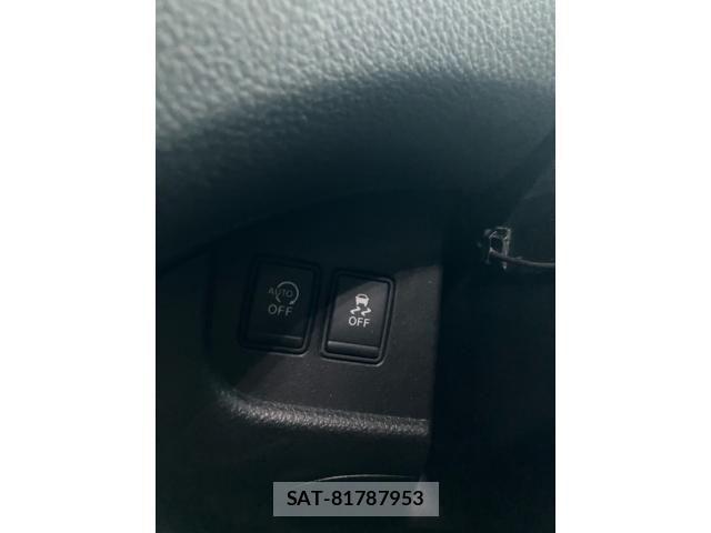 Nissan SERENA 2014-02 8355581-20