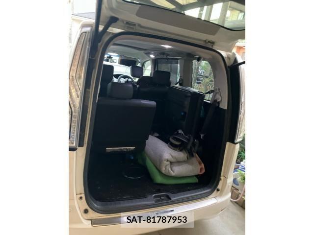 Nissan SERENA 2014-02 8355581-4