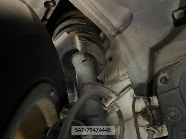 Nissan SERENA 2014-08 8355582-19