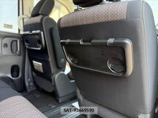 Nissan SERENA 2015-04 8355580-19