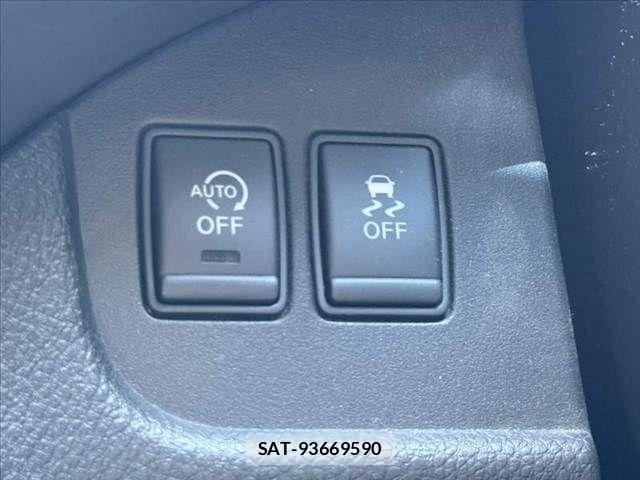 Nissan SERENA 2015-04 8355580-25