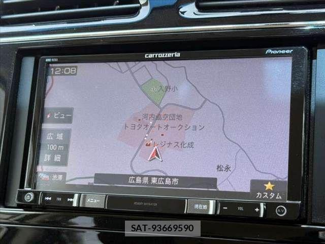 Nissan SERENA 2015-04 8355580-2