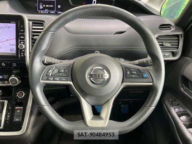 Nissan SERENA 2018-01 8355566-10