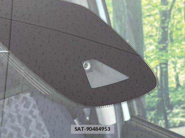 Nissan SERENA 2018-01 8355566-2