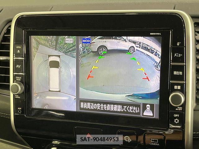 Nissan SERENA 2018-01 8355566-5