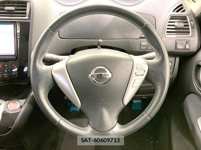 Nissan SERENA 2012-10 8355583-11
