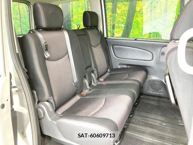 Nissan SERENA 2012-10 8355583-8