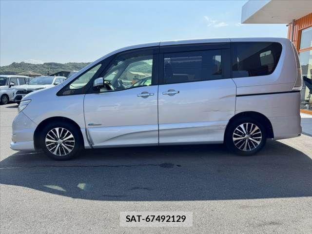 Nissan SERENA 2015-08 8355586-11