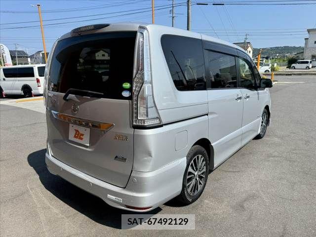 Nissan SERENA 2015-08 8355586-14