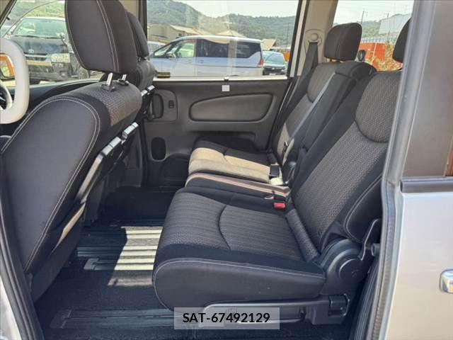 Nissan SERENA 2015-08 8355586-18
