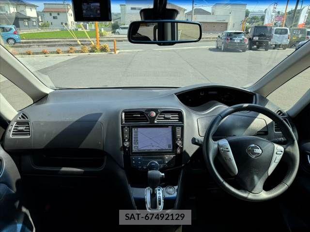 Nissan SERENA 2015-08 8355586-1