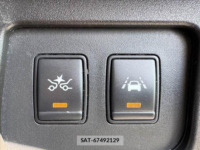 Nissan SERENA 2015-08 8355586-3