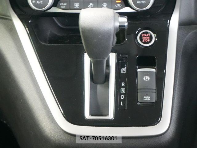 Nissan SERENA 2017-02 8355576-14