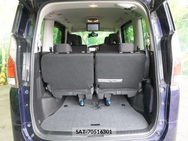 Nissan SERENA 2017-02 8355576-28