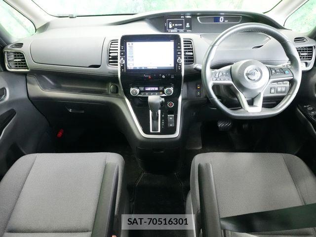 Nissan SERENA 2017-02 8355576-5