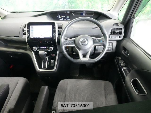 Nissan SERENA 2017-02 8355576-6