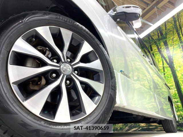 Nissan SERENA 2018-06 8355577-16