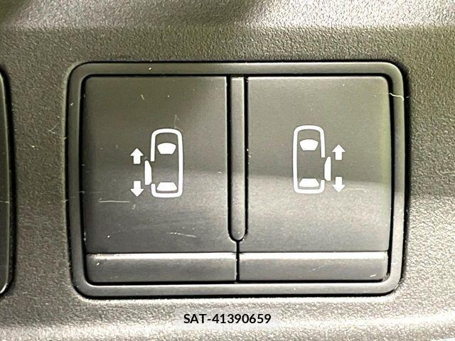 Nissan SERENA 2018-06 8355577-5