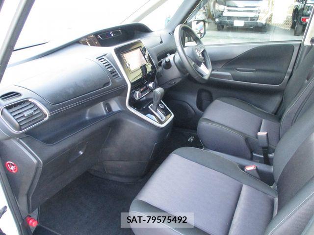 Nissan SERENA 2018-08 8355572-9